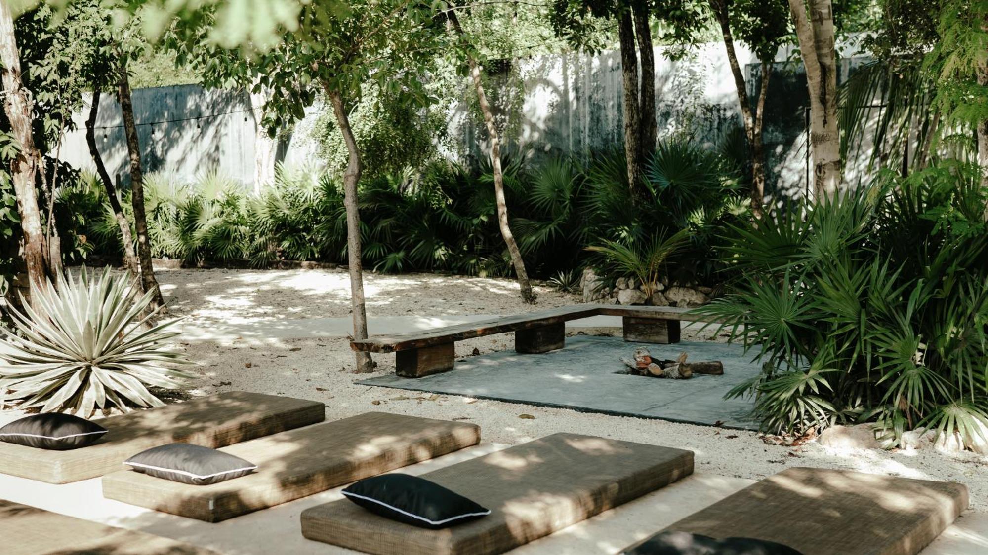 16Tulum Hotell Exteriör bild